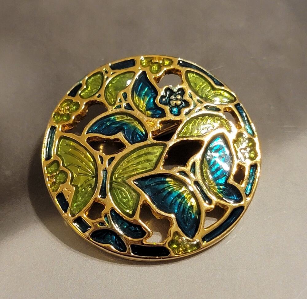 Vintage Enamel Butterfly Brooch Pin 1.5" Green‎ Blue Gold Tone Round ab1-15
